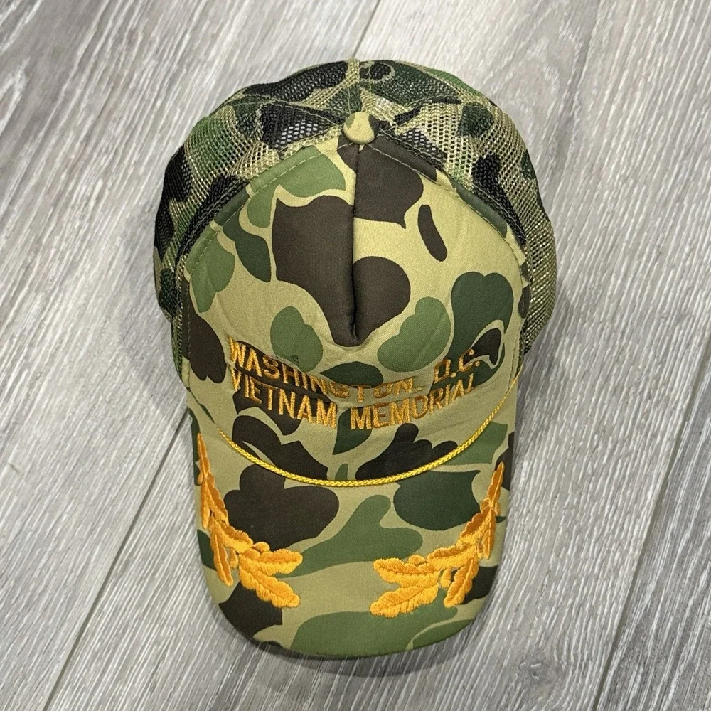 Snapback stains front