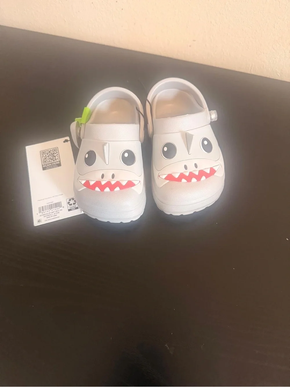 Kids Shark Face Slip-On Clogs in White