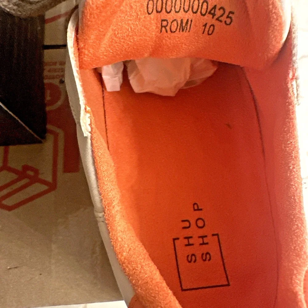 ShuShop new box