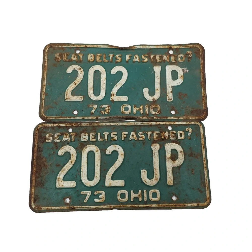 Vintage Original 1973 OHIO License Plate - 'SEAT BELTS FASTENED?'‎ 202 JP (9-1)