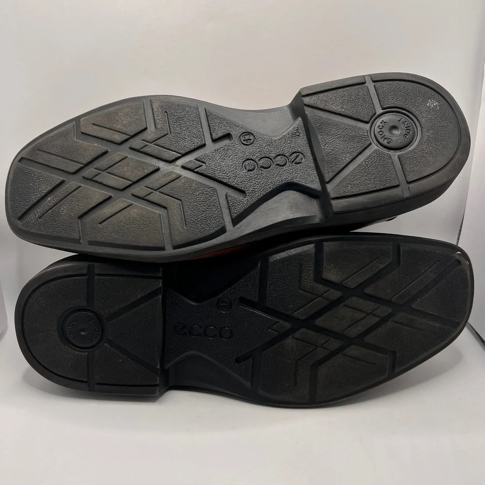 Ecco elevate or subtle