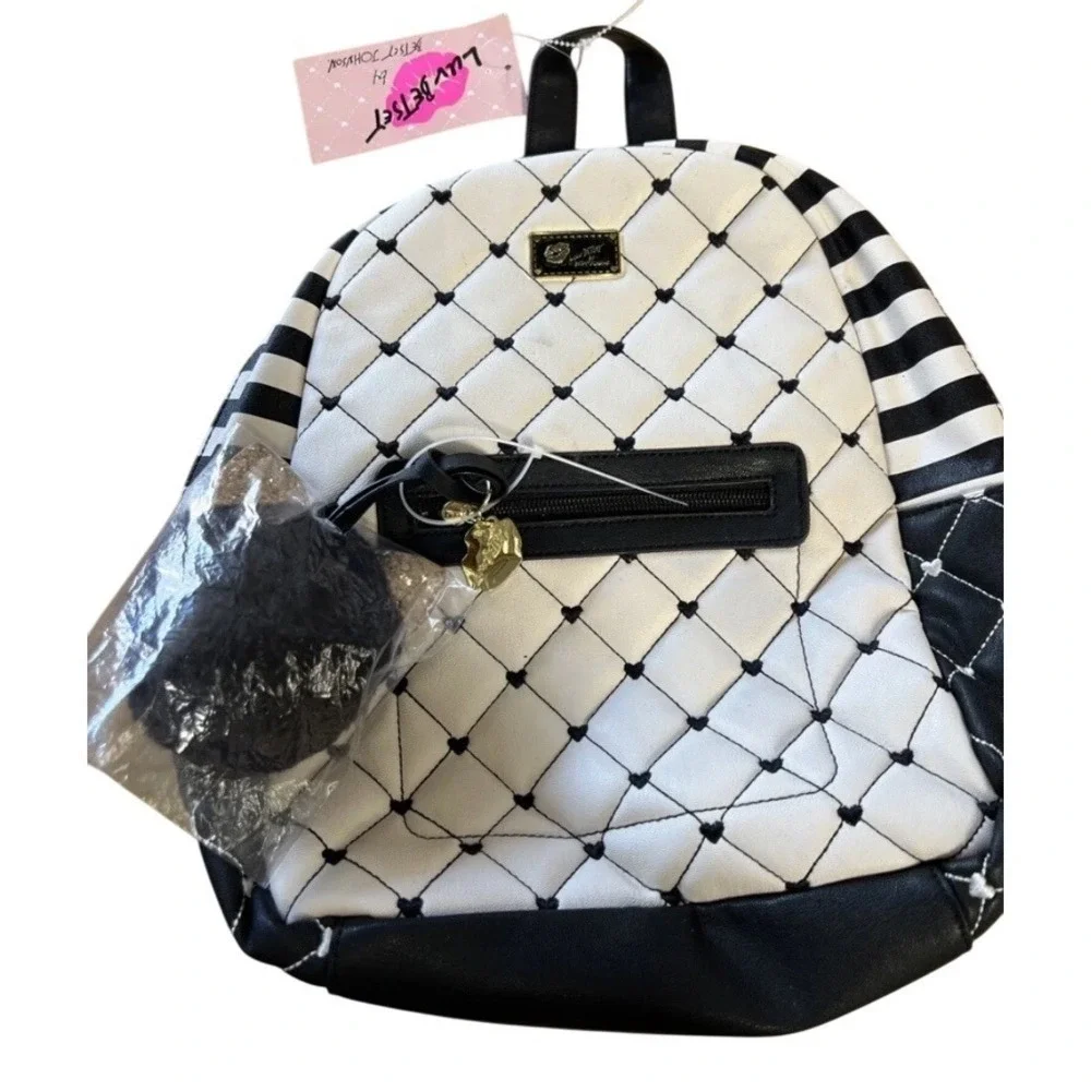 Luv Betsey By Betsey Johnson‎ 12