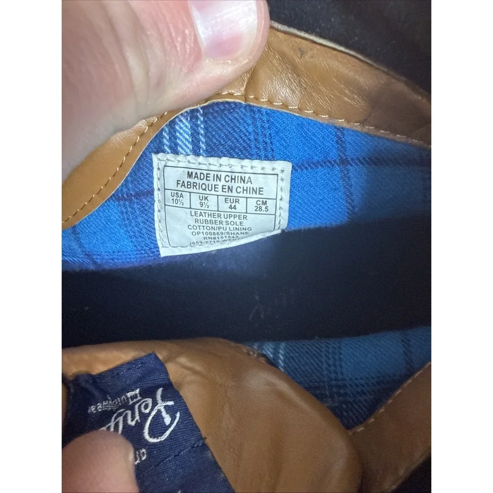 Penguin By Munsingwear up chukka munsingwear