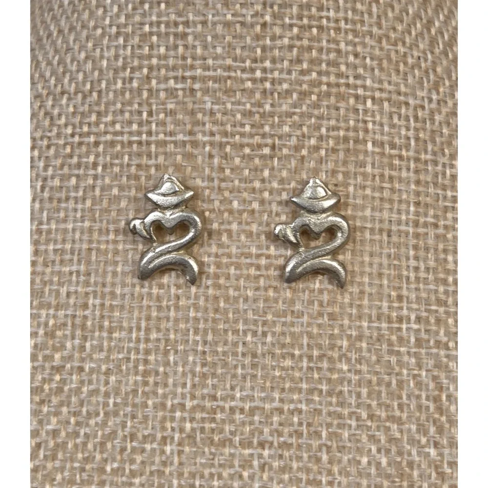 Vintage Sterling Silver‎ Tibetan OM Budist Stud Earrings Handmade