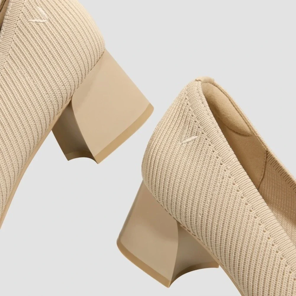 Vivaia square toe