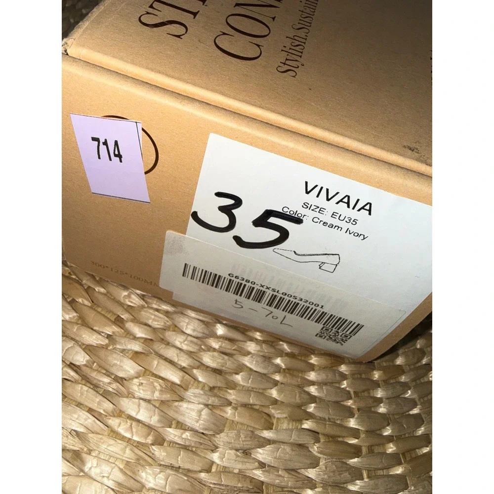 Vivaia square toe