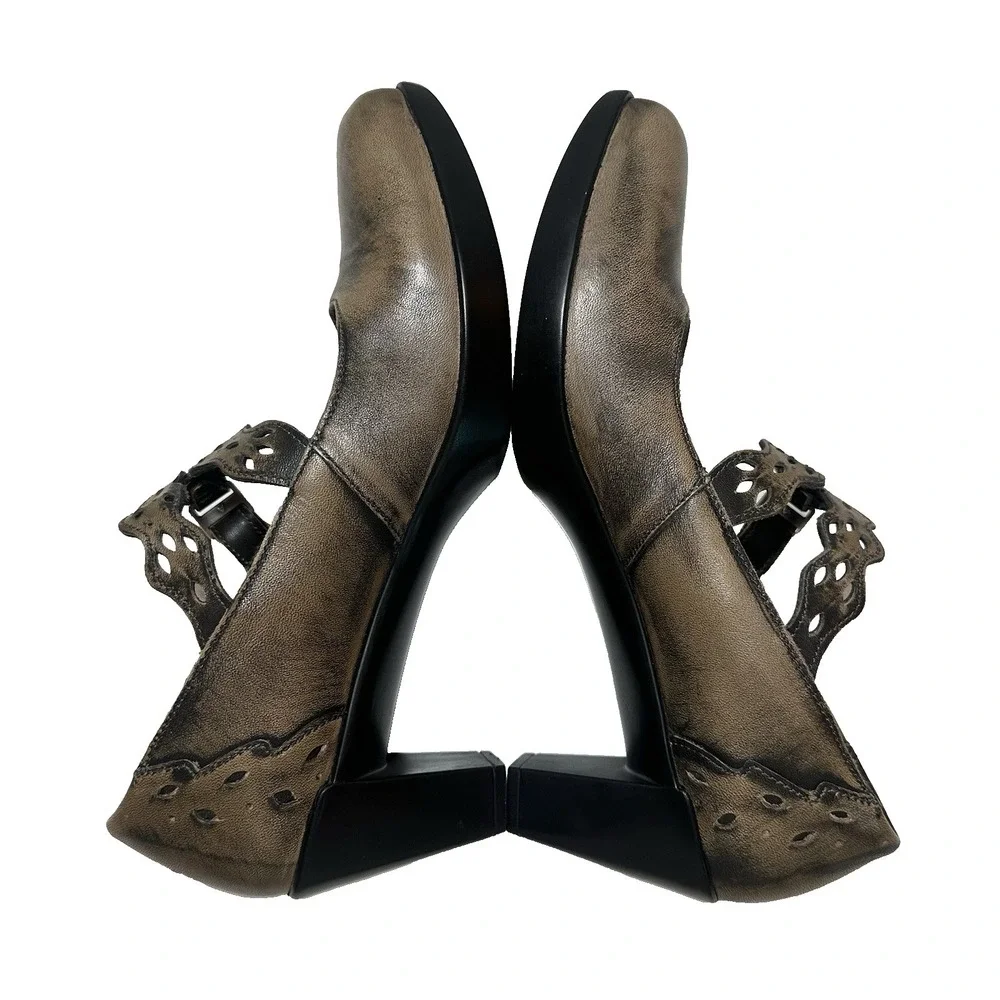 NAOT Women's 9.5 EU 40.5 Amato Mary‎ Jane Pumps Brown Antique Renfair Retro