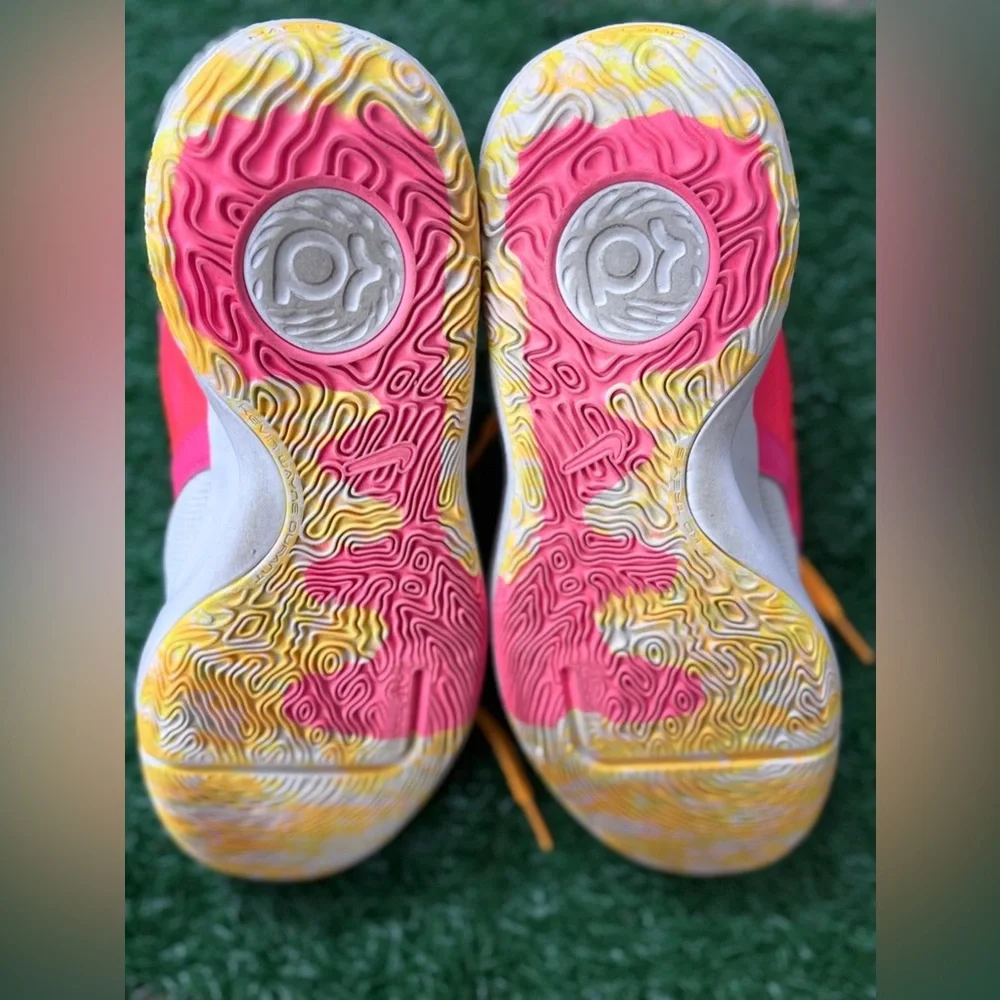 Nike excellent preowned