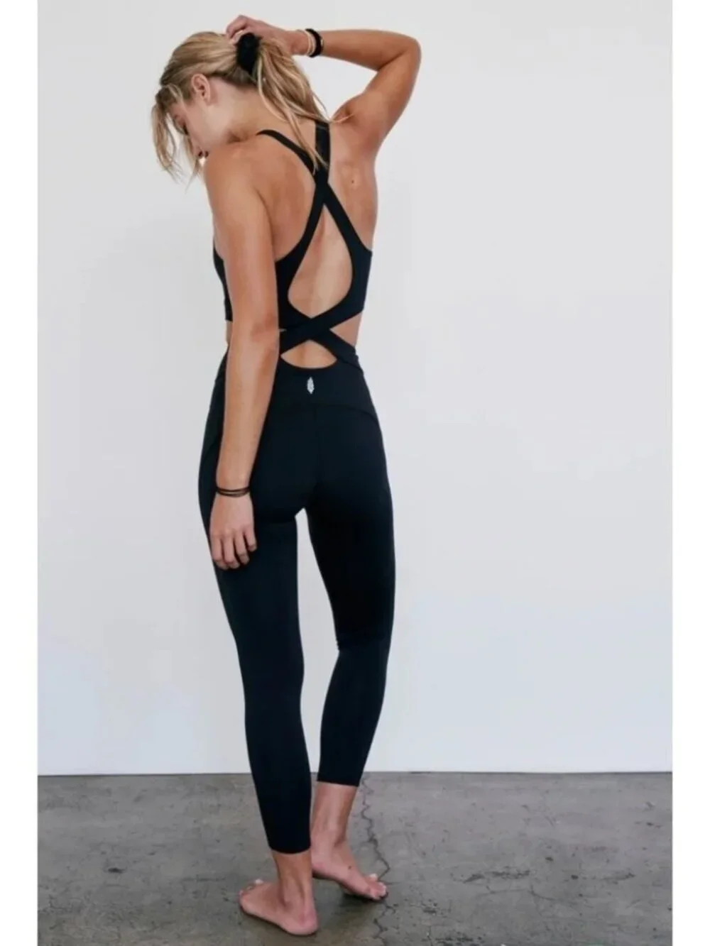 Free People make run