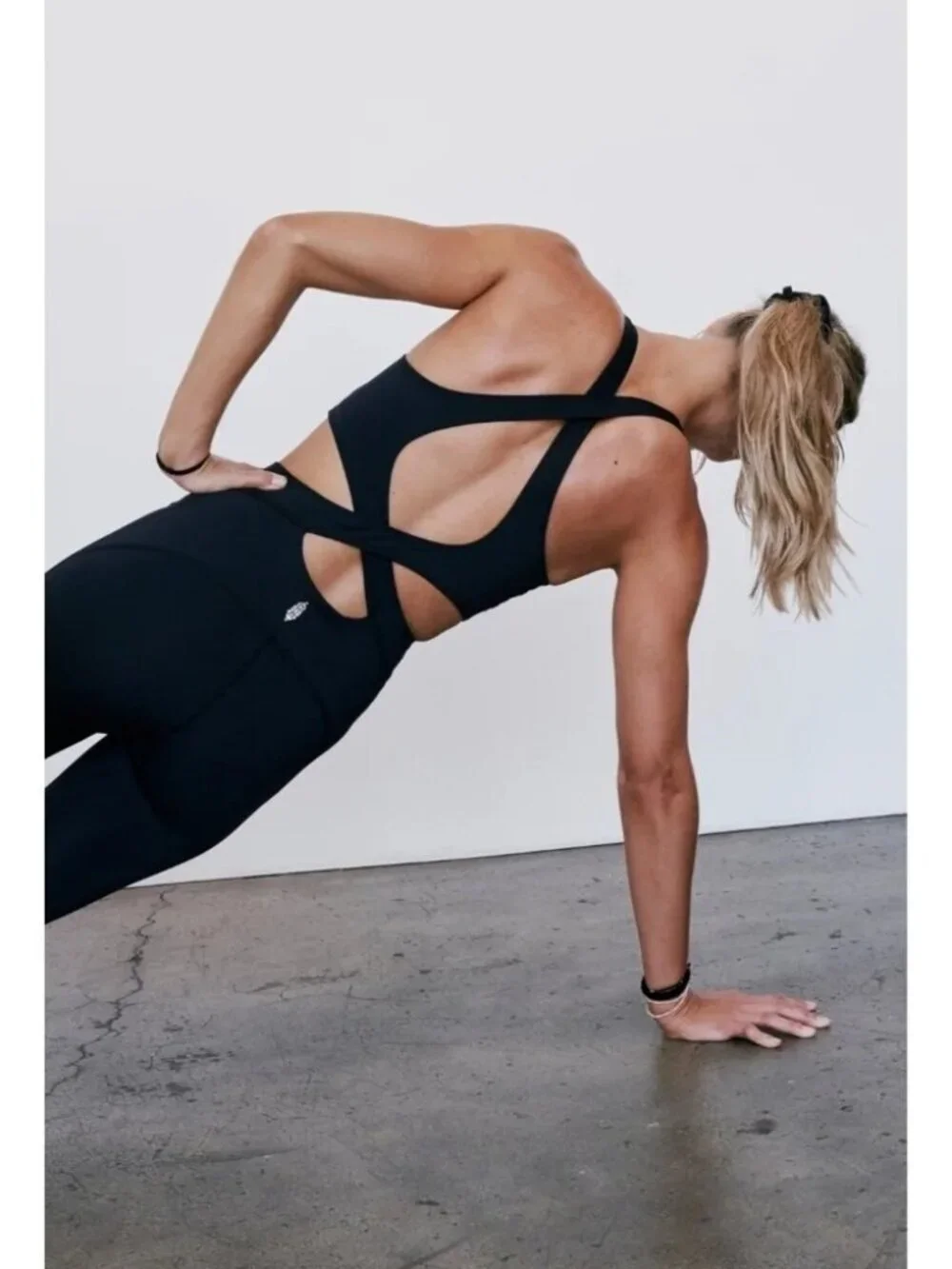 Free People make run