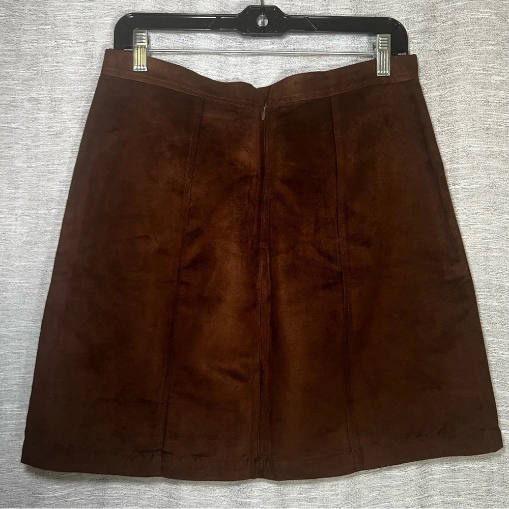 Banana Republic stylish dark