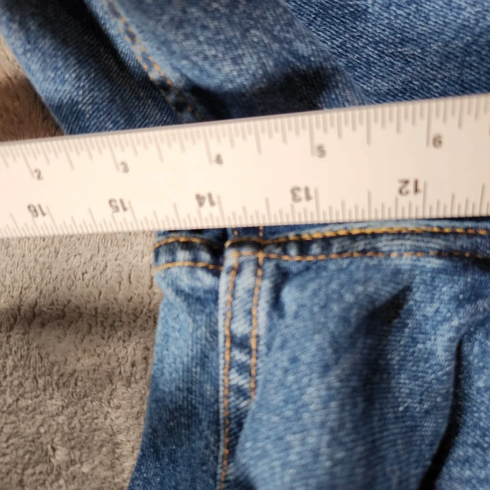 Levis crafted comfort