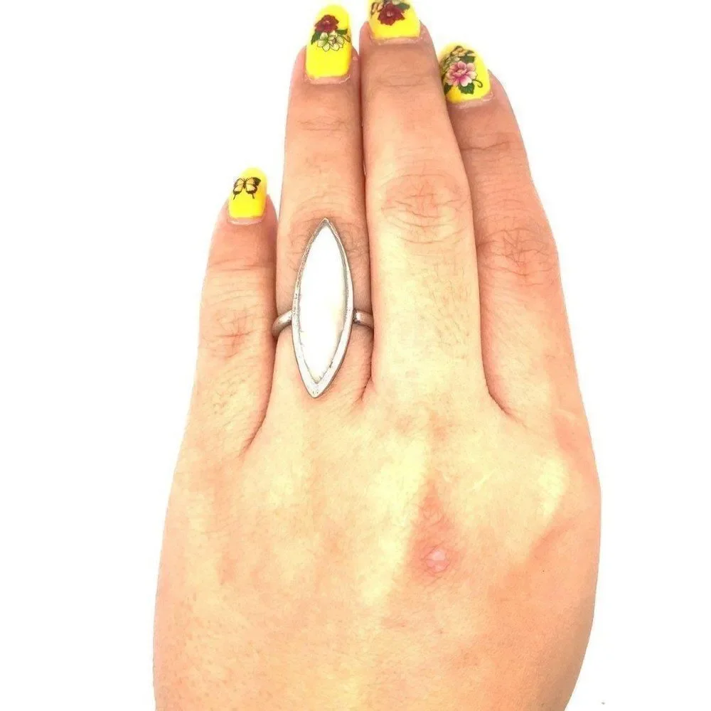 No brand / Not sure beautiful ring