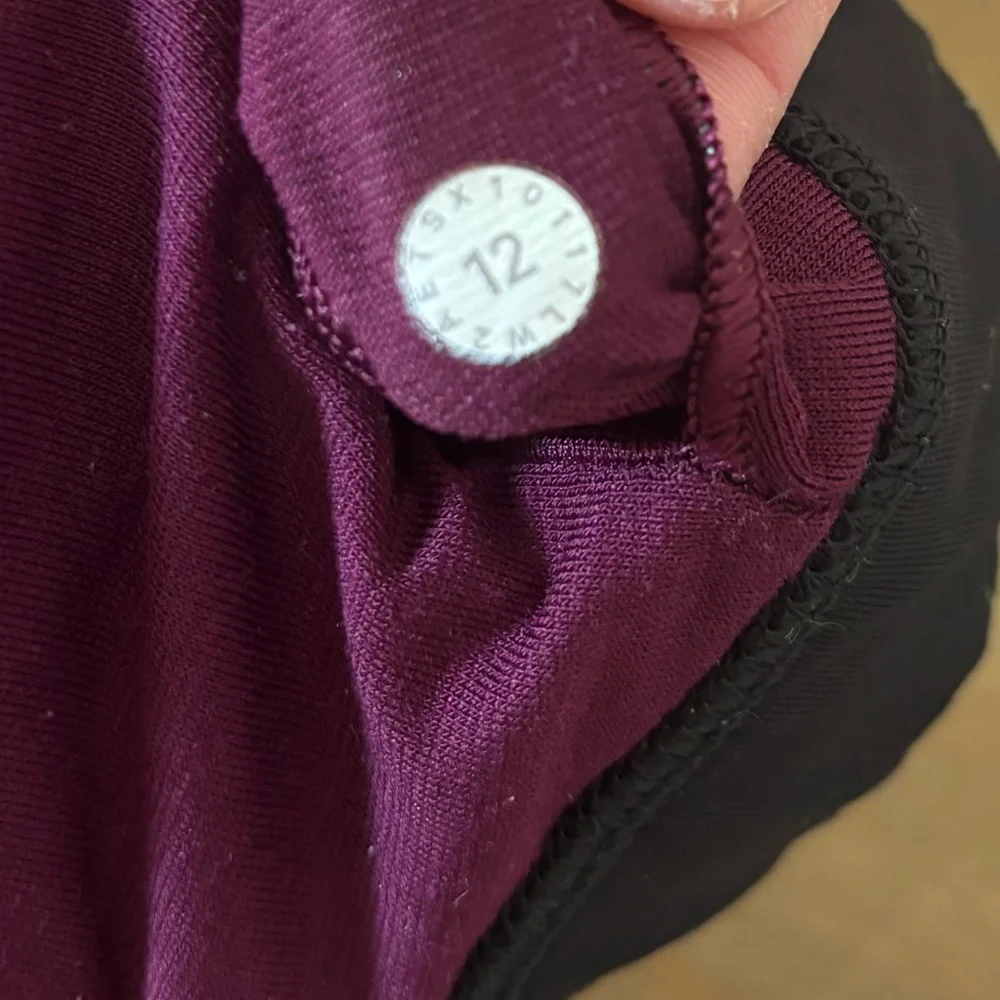 lululemon athletica excellent preowned