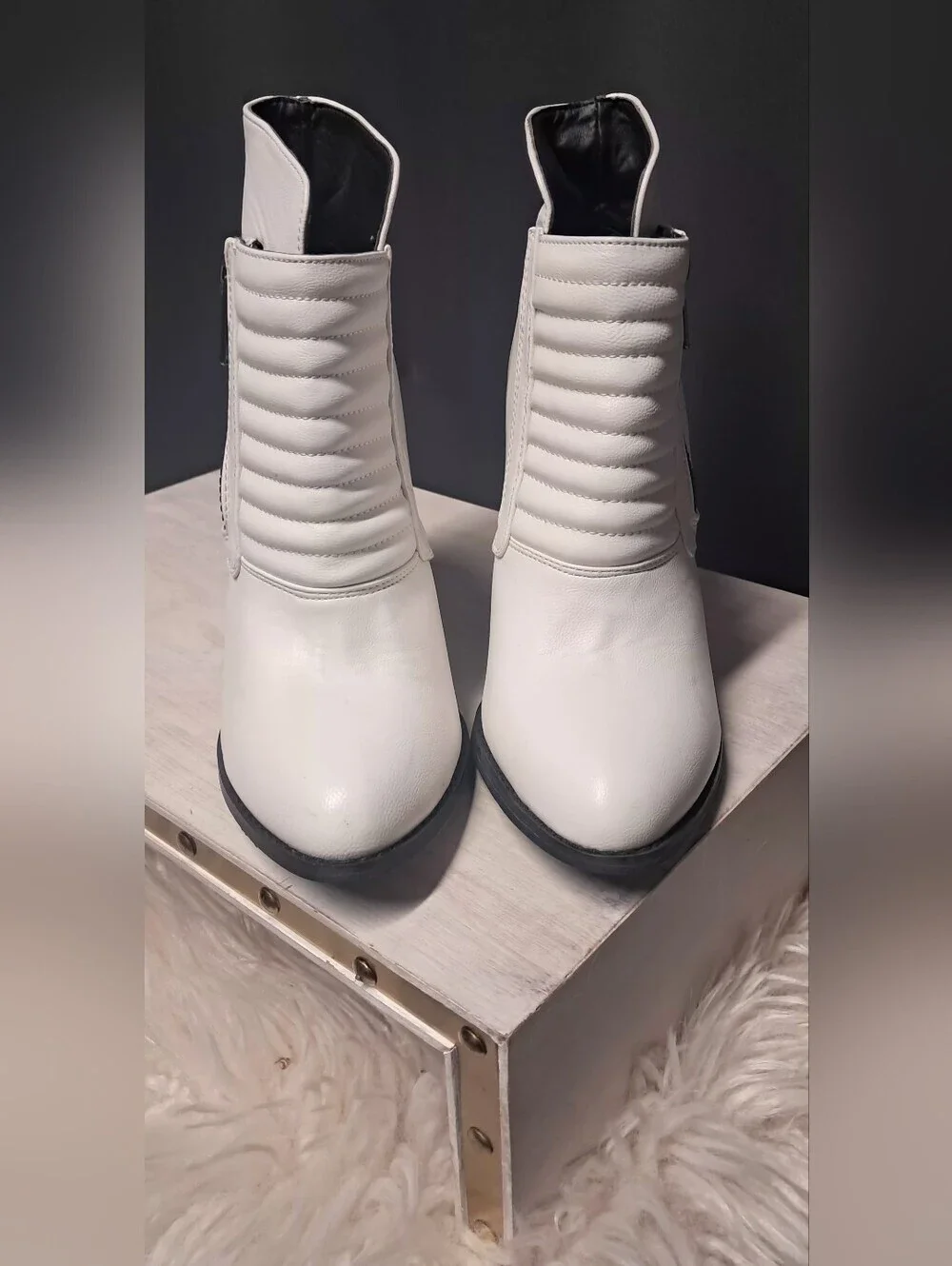 Beau + Ashe women size