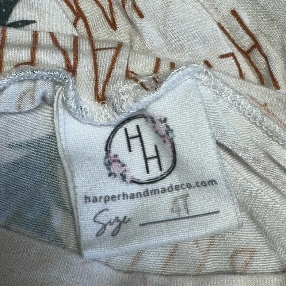 Harper Handmade great preowned