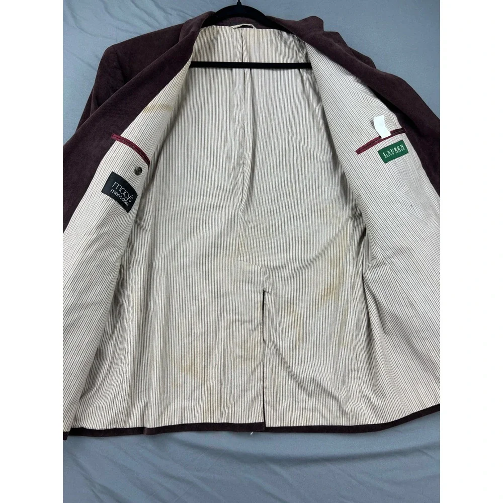 Lauren Ralph Lauren ships from