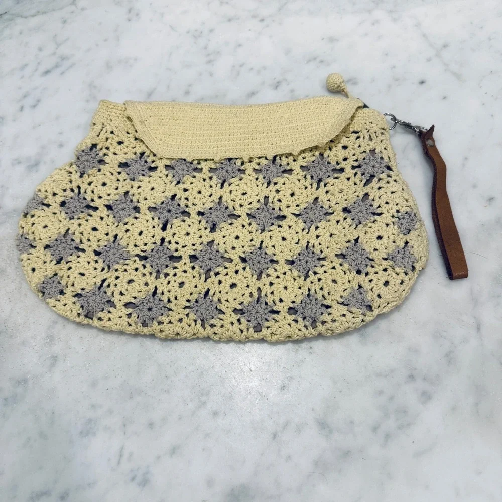Crochet Clutch Purse Handbag Bohemian Style‎ Snap Closure Wristlet