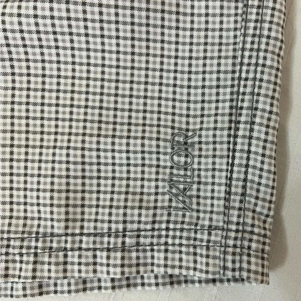 Valor gray good