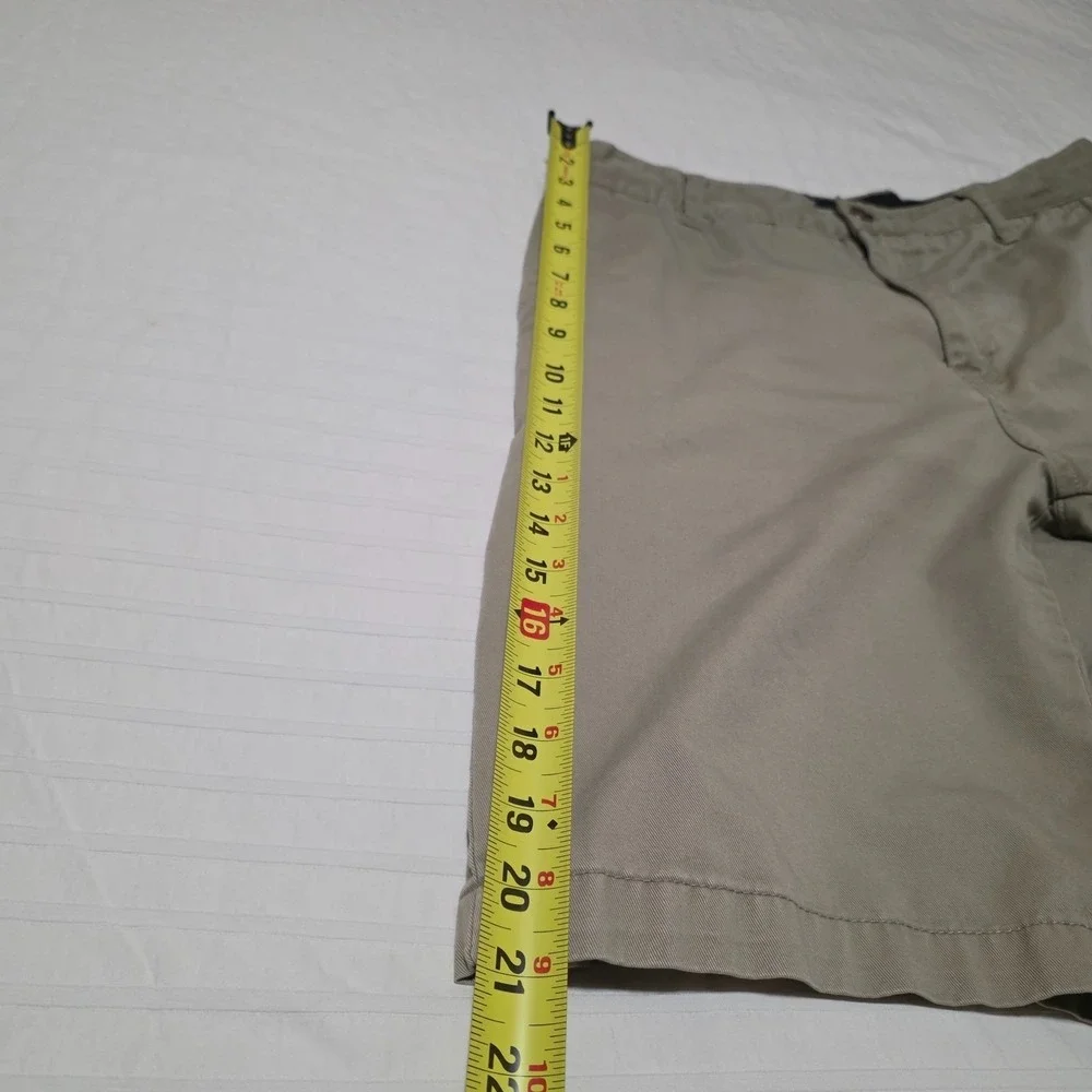 Volcom men khaki