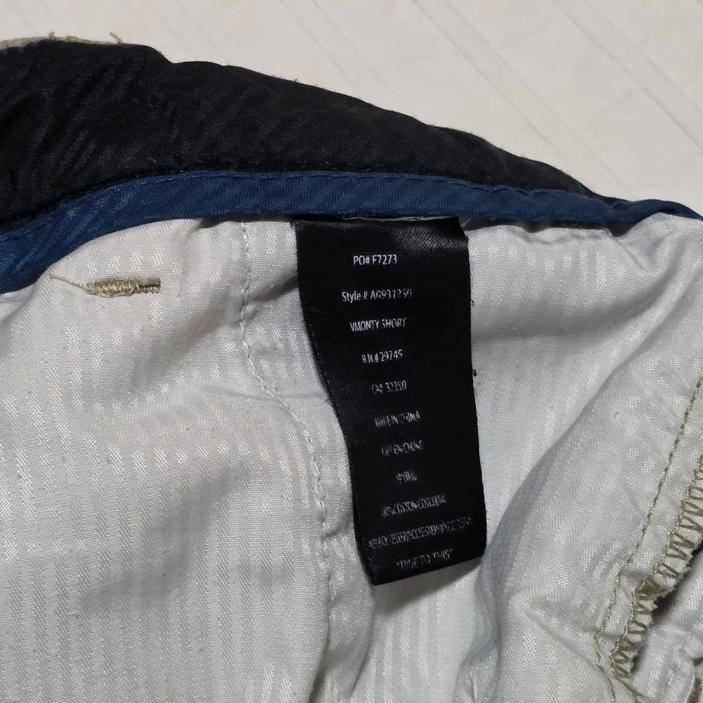 Volcom men khaki