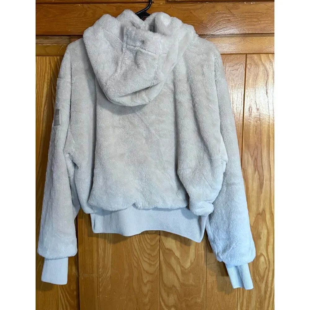 Dkny cozy up