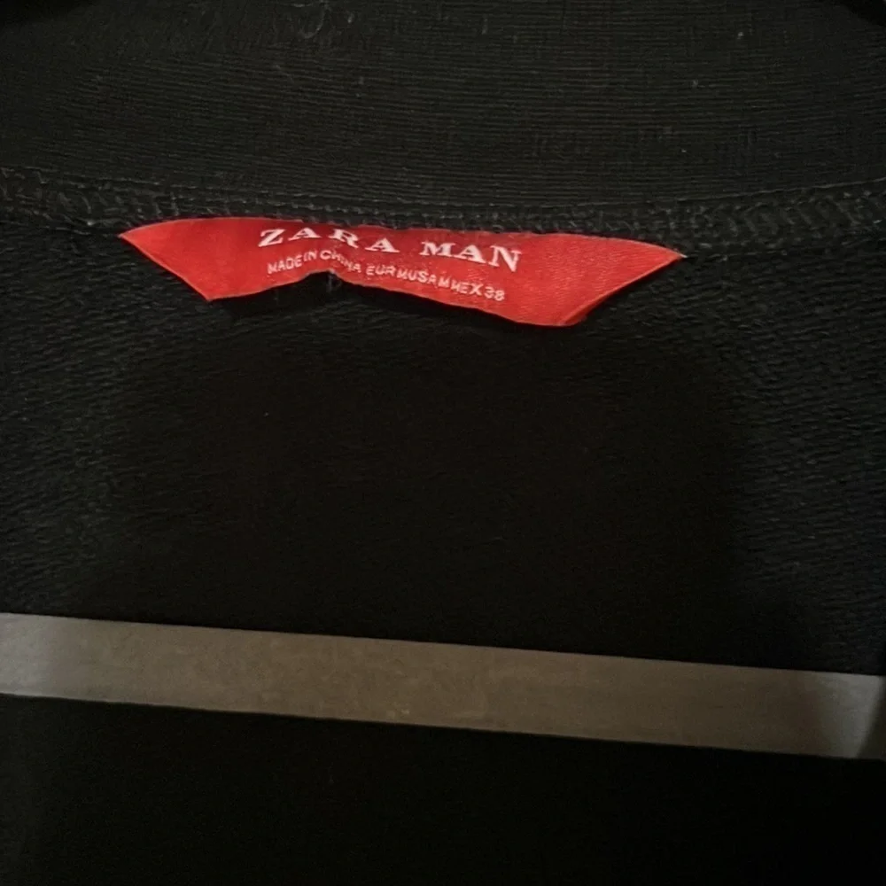 Zara size small