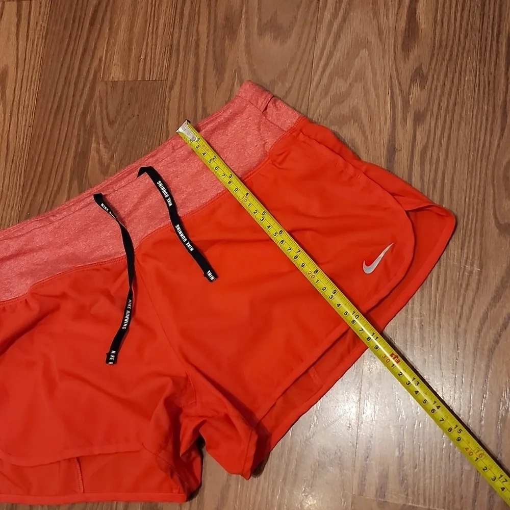 Nike used excellent liner