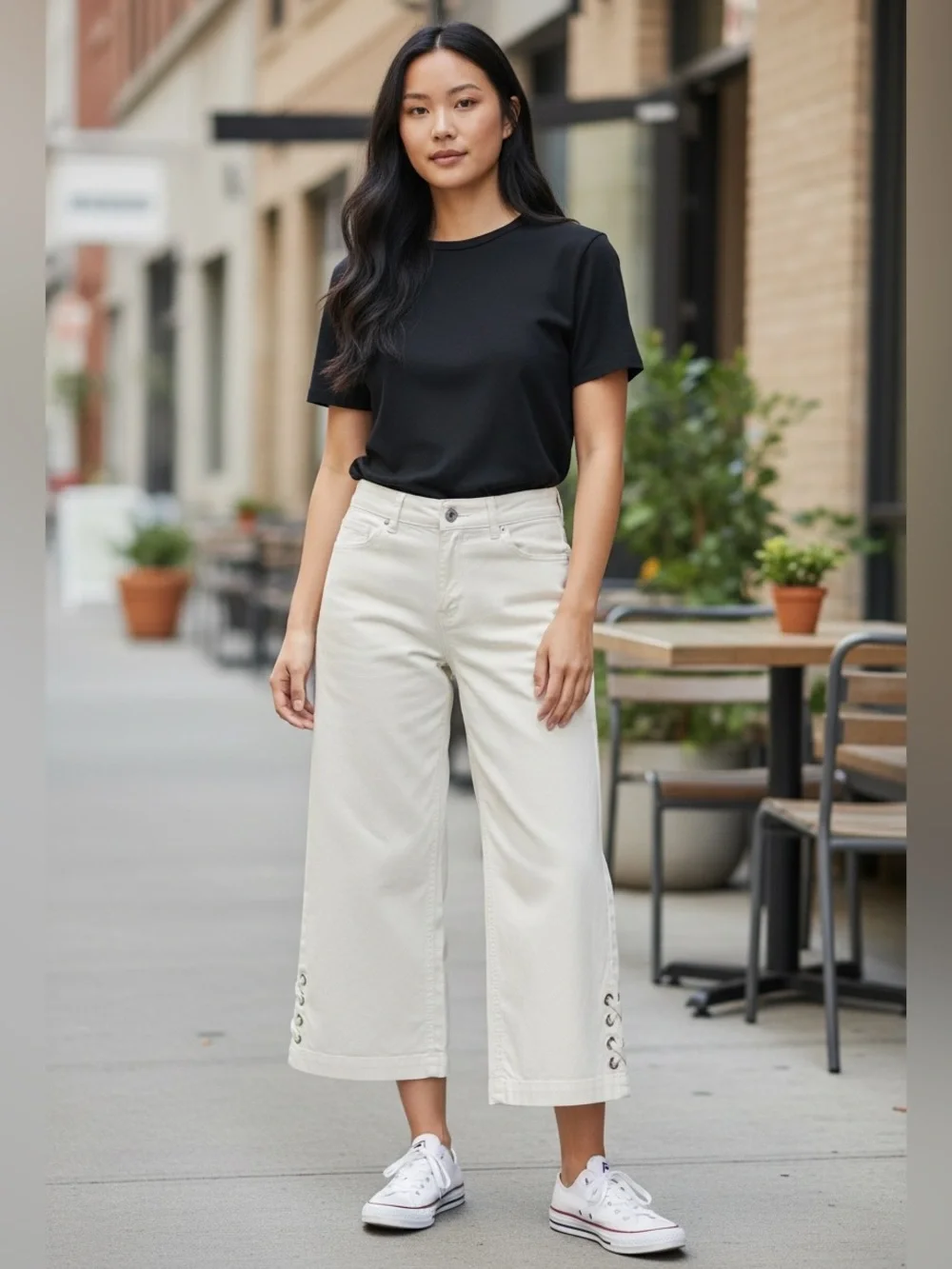 Paola Prata Cropped Wide Leg Grommet Embellished Jeans SZ IT 38 US 0 White