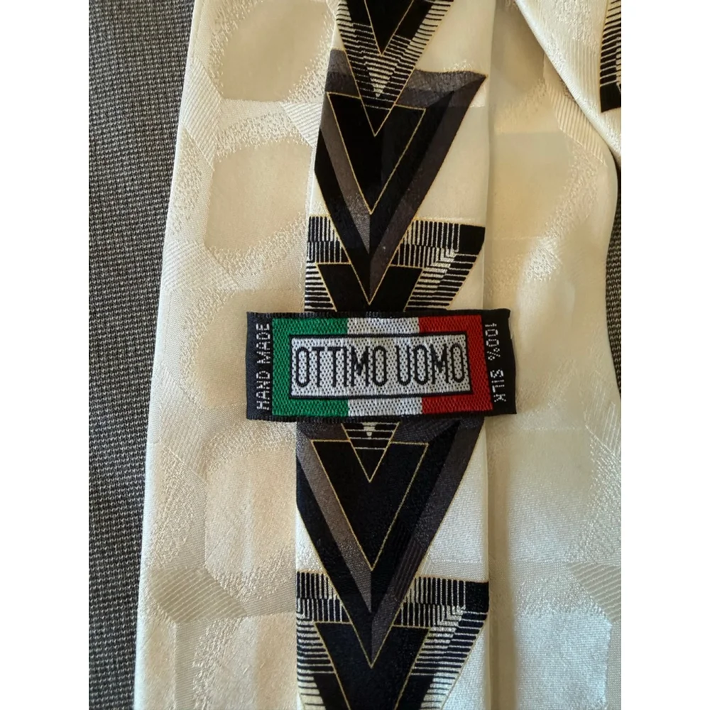 Ottimo Uomo ottimo uomo