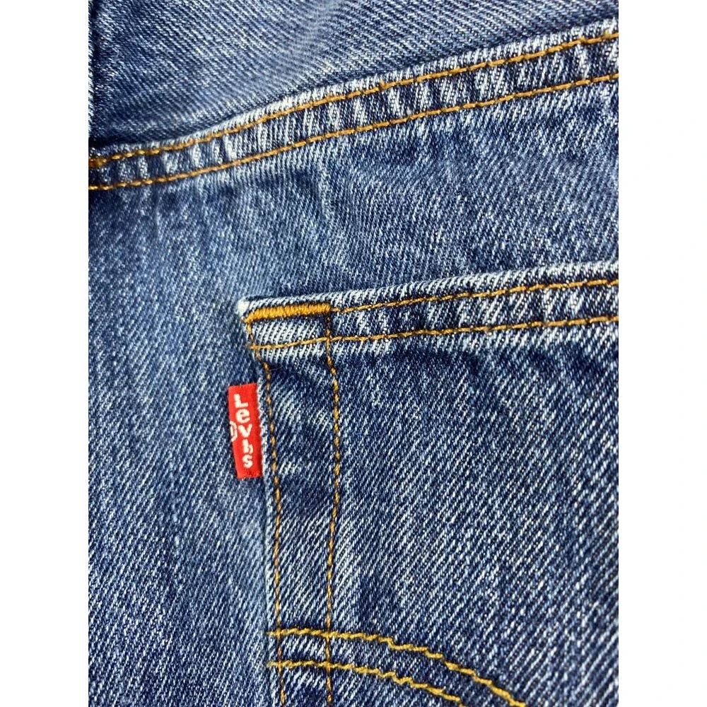 Levis 501 Straight Leg Jeans Mens 31 x 28.5 Button Fly Medium Wash Denim Pants‎