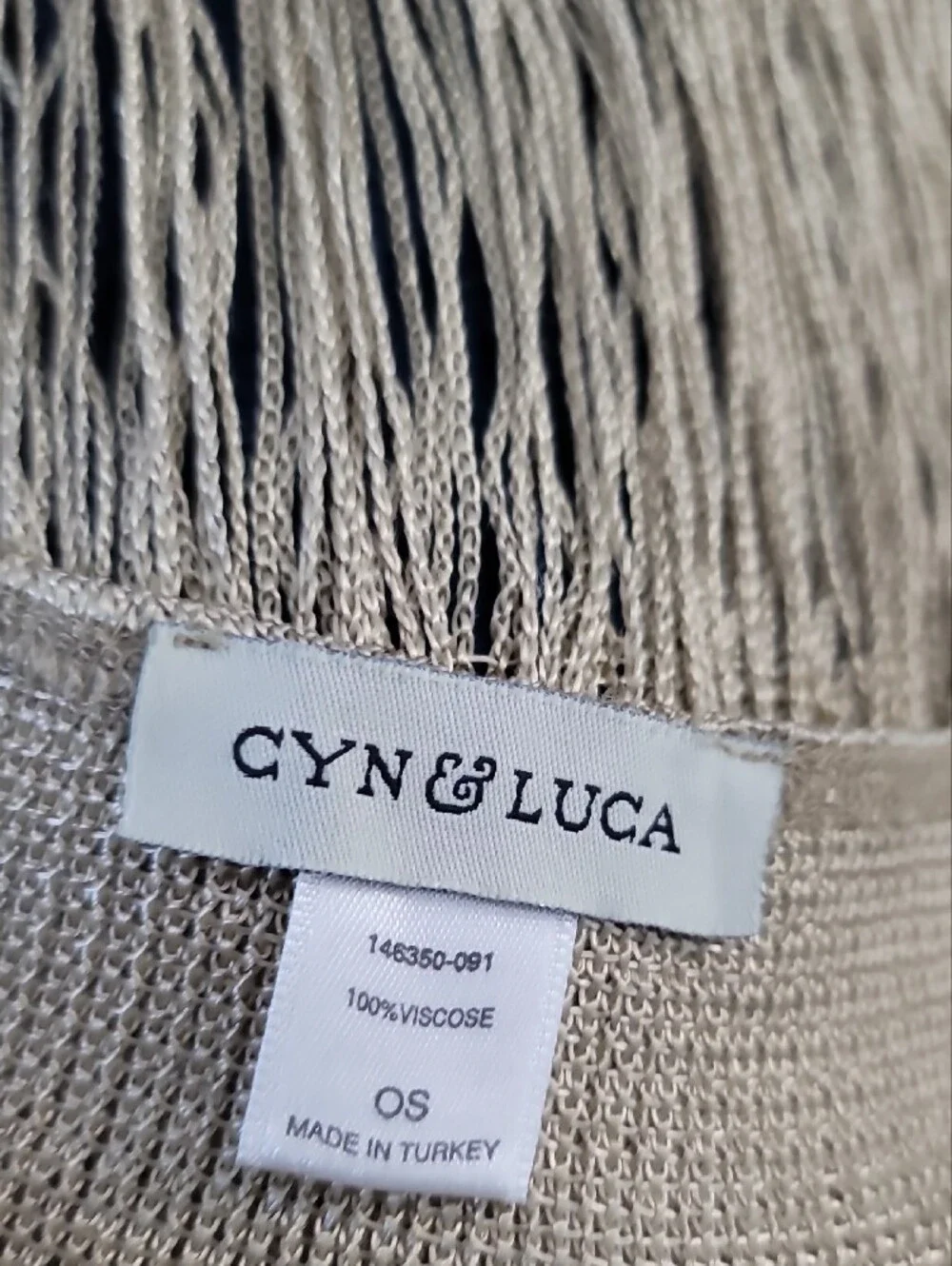 cyn and luca color layered styling