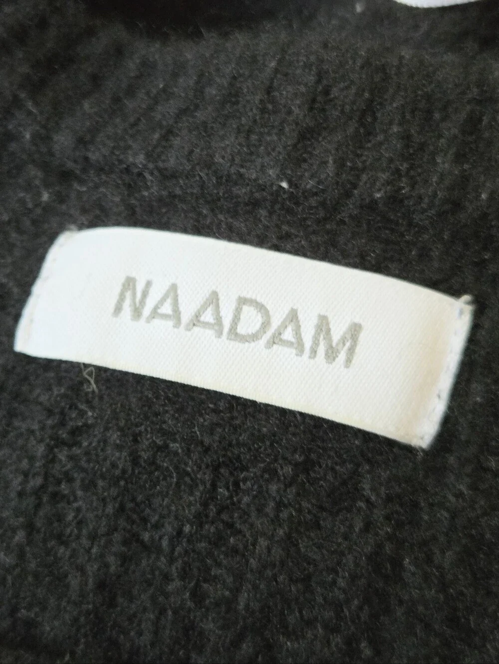 NAADAM cropped black