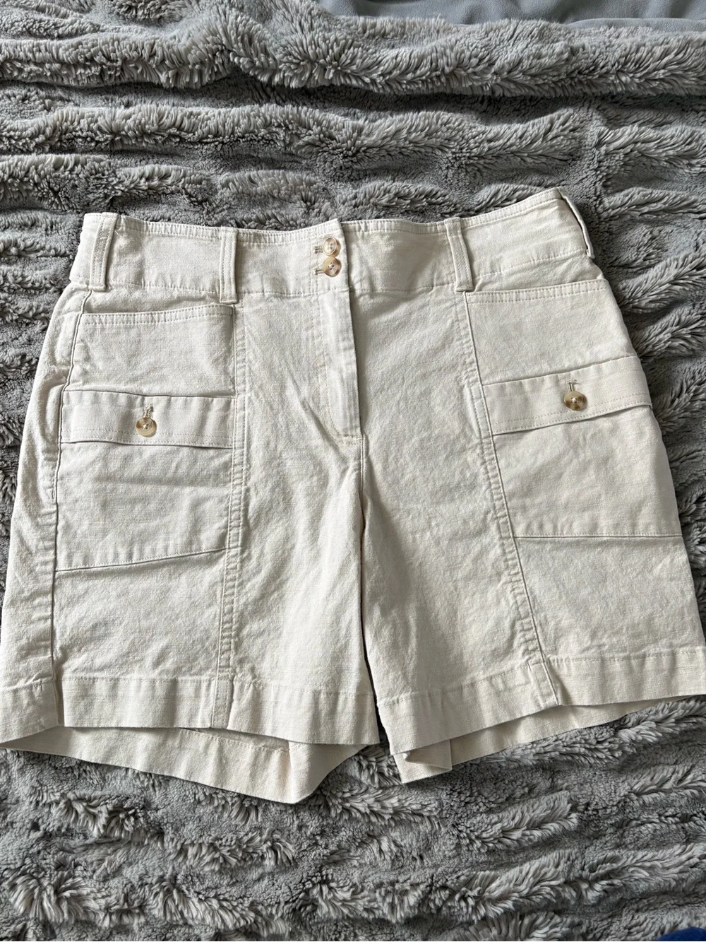 Talbots Cream Linen Pocket Shorts