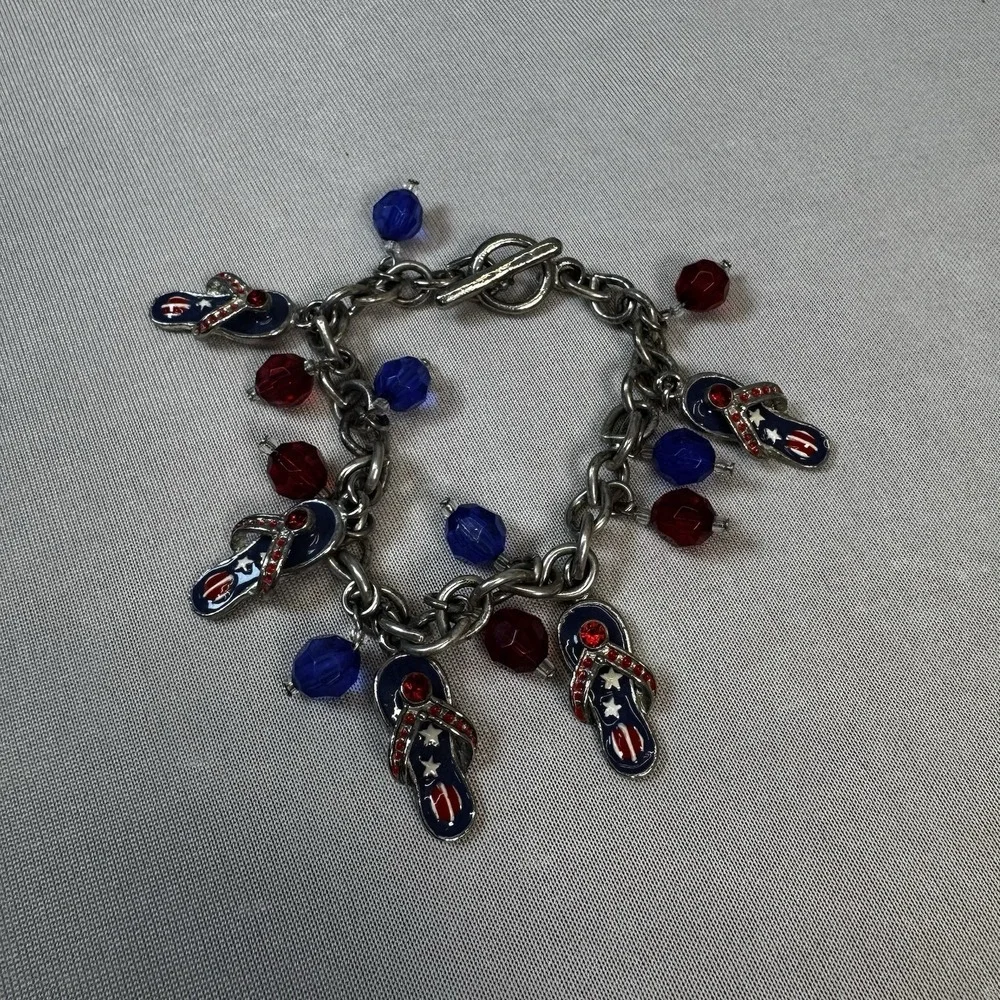 The Unbranded Brand red blue