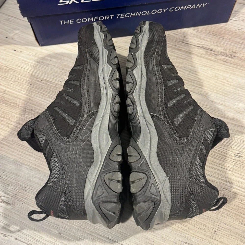 Skechers excellent see
