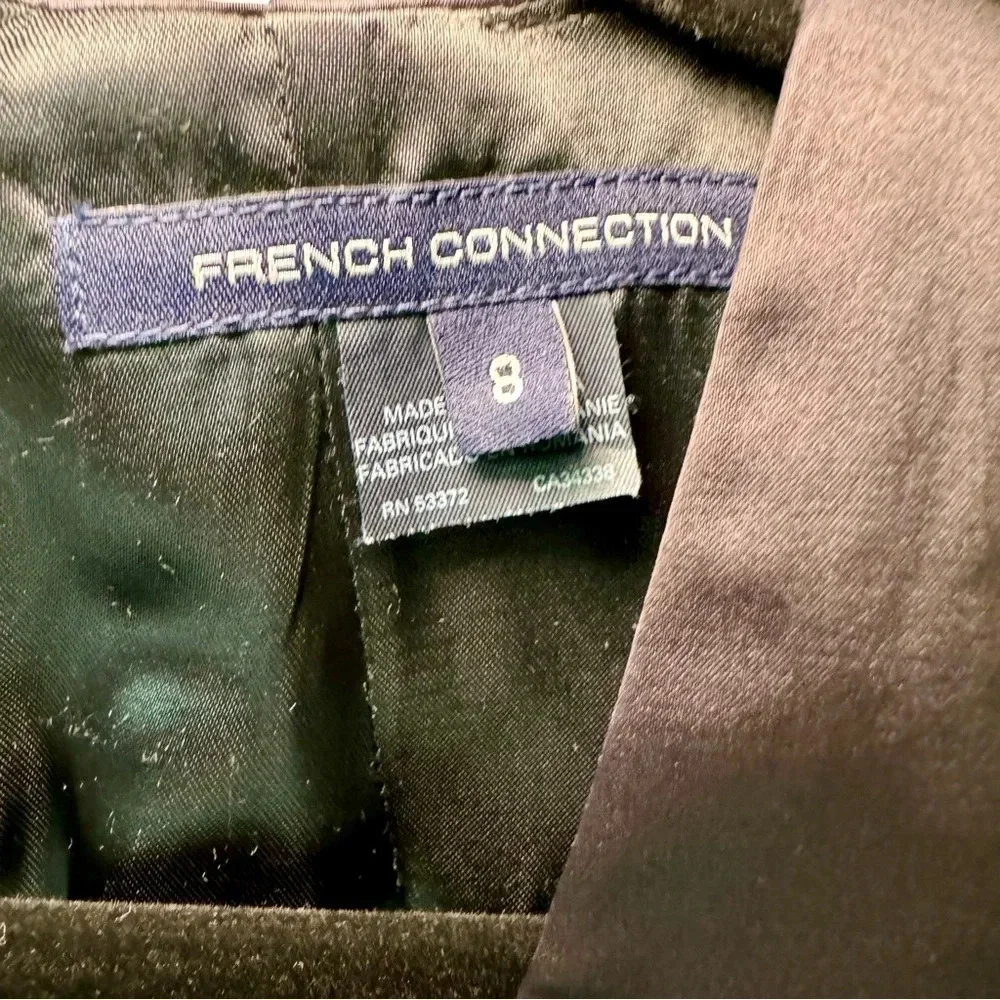 French Connection effortlessly elegant