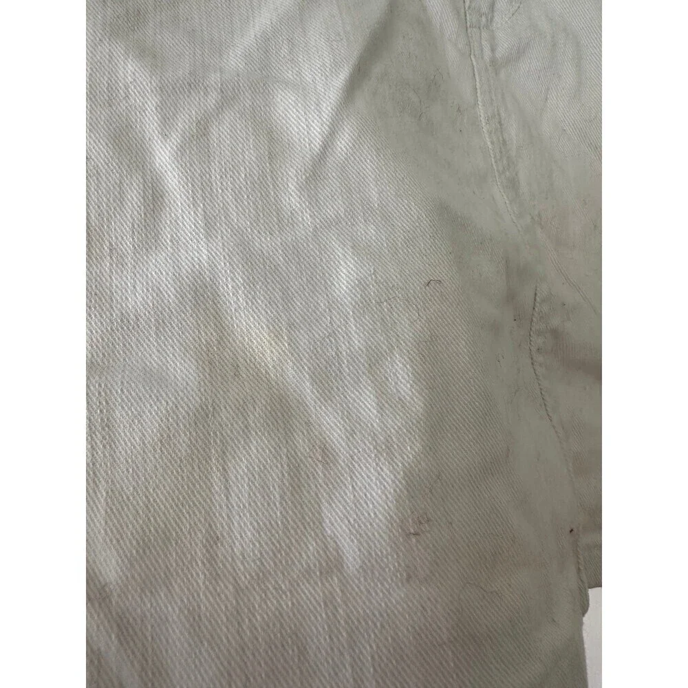 Levis has staining