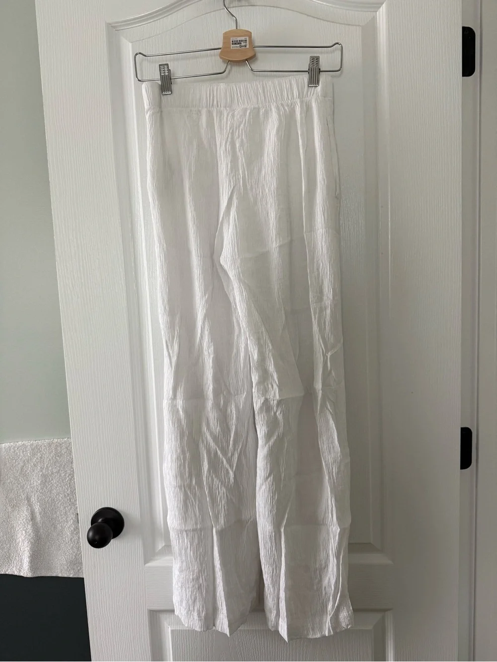 Abercrombie & Fitch soft white