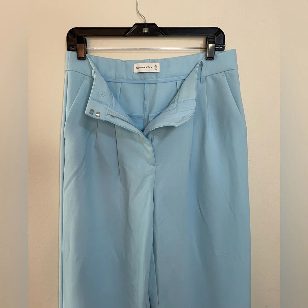 Abercrombie & Fitch high waist