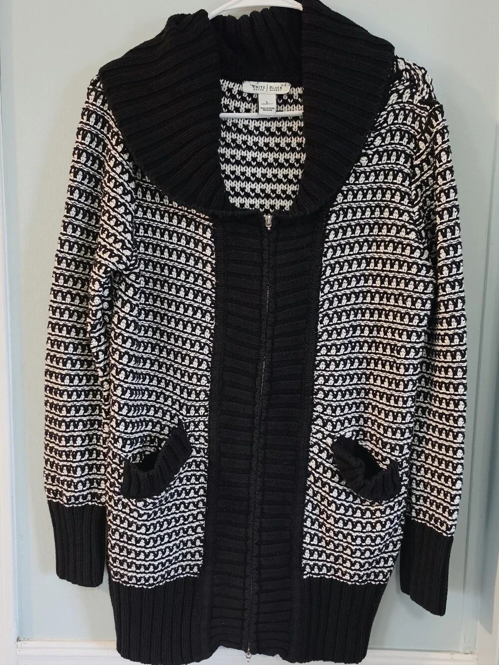 White House Black Market 31 length