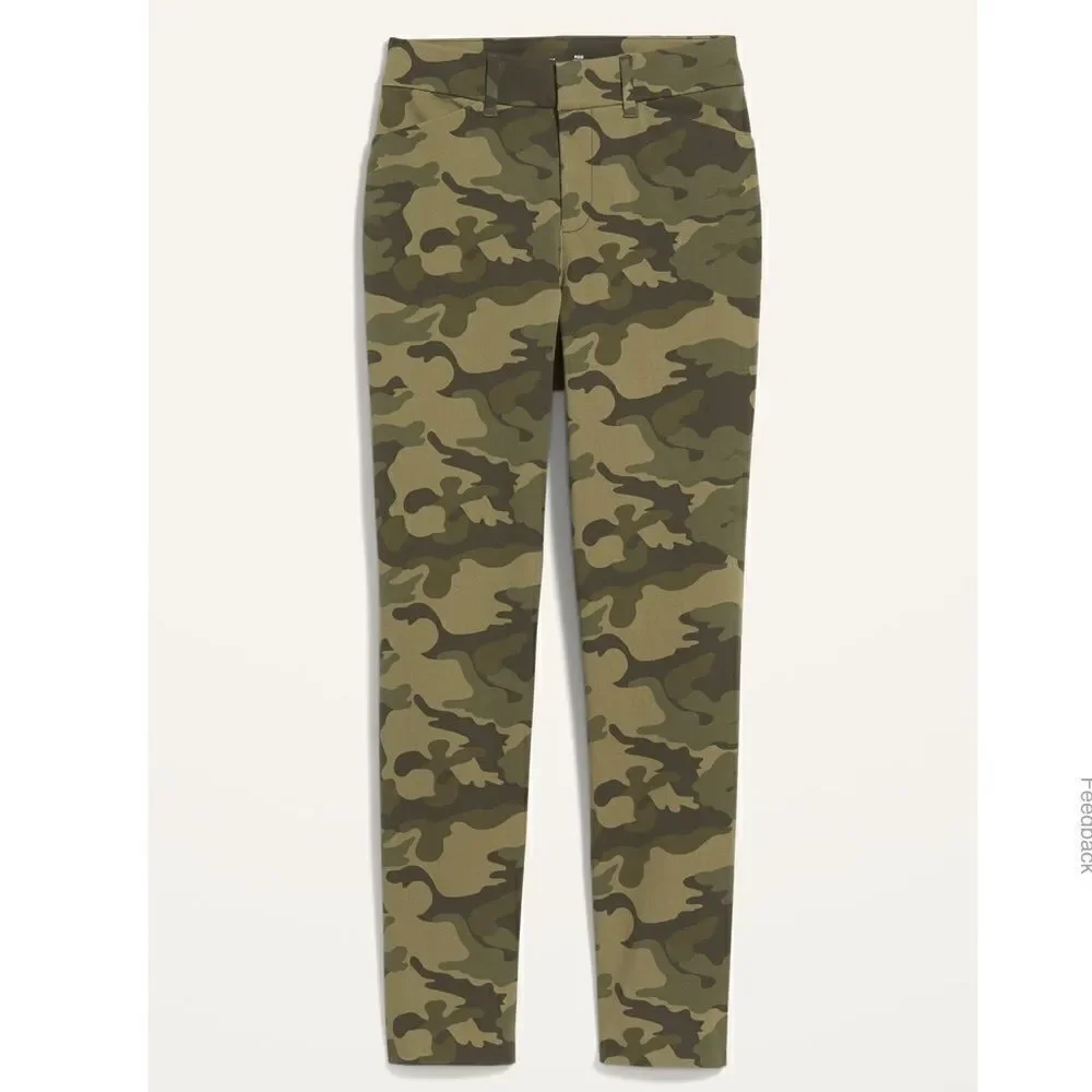 NWT Old Navy High-Waisted Camouflage Patterned Pixie Ankle Pants 2P Petite