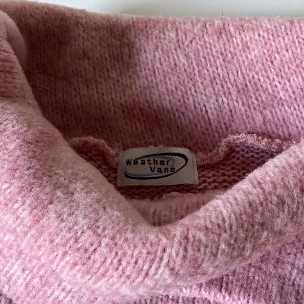 Weather Vane pink comfy