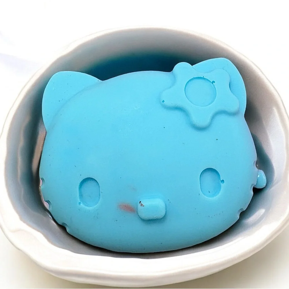 Cucumber melon soap Hello Kitty handmade 3x2 5oz shea butter based