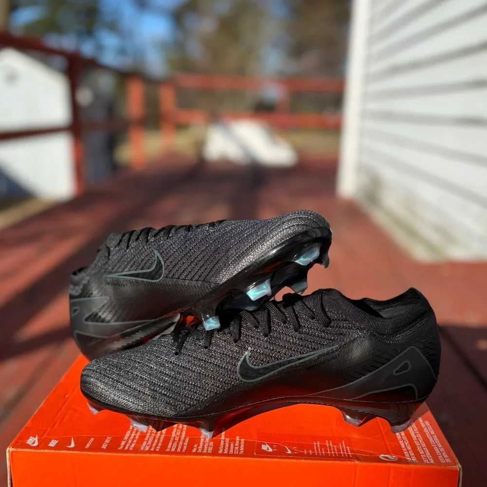 Nike Zoom Mercurial Vapor 16 Elite FG Soccer Cleats