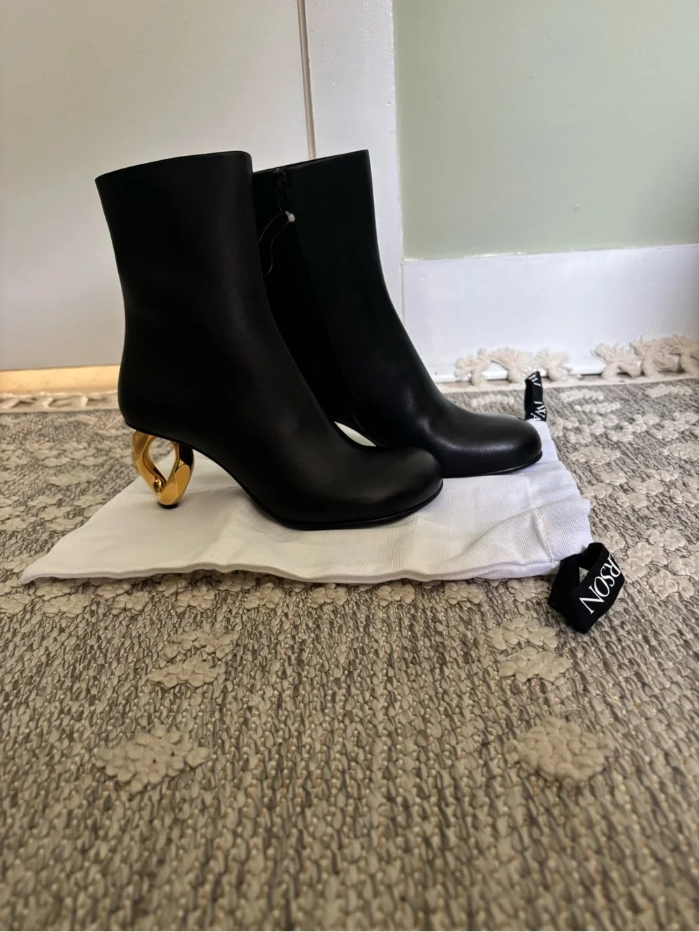 JW ANDERSON stunning authentic