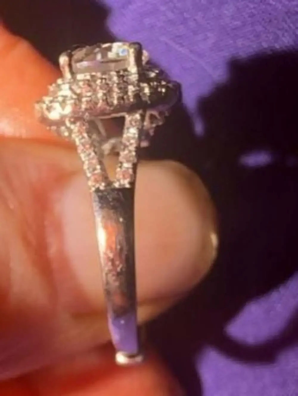 designsbyknr.com cushion cut
