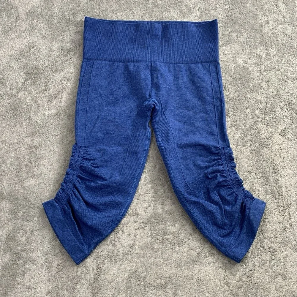 Lululemon Leggings Womens 6 Blue In The Flow Crop II Seamless Athleisure Workout