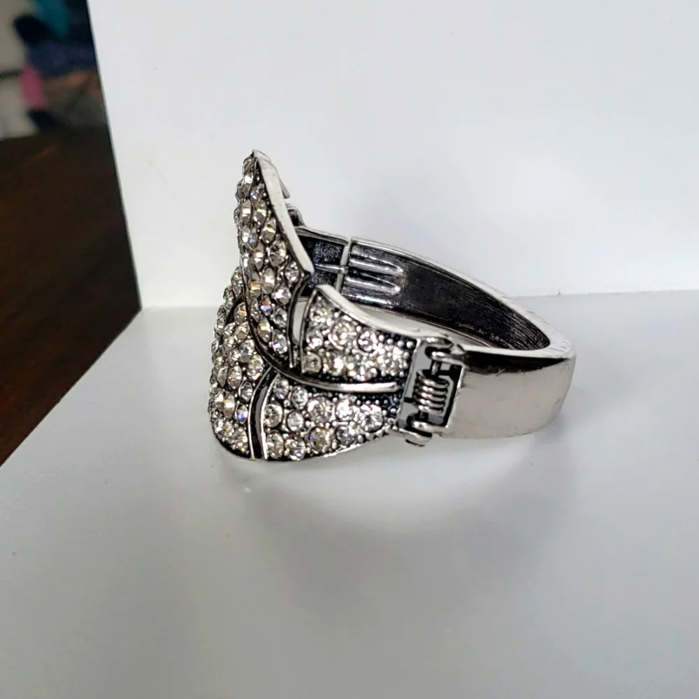 N/A silver tone