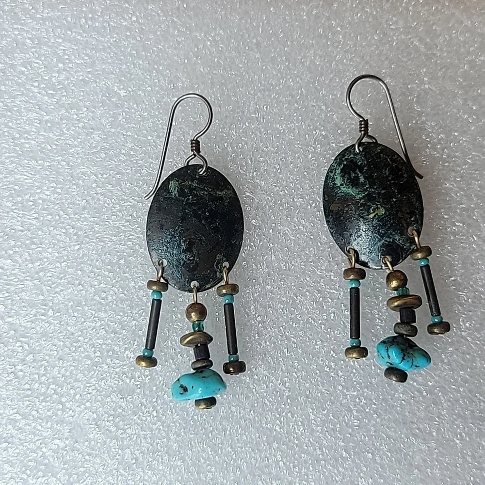 N/A beaded turquoise